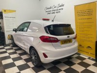 FORD FIESTA VAN