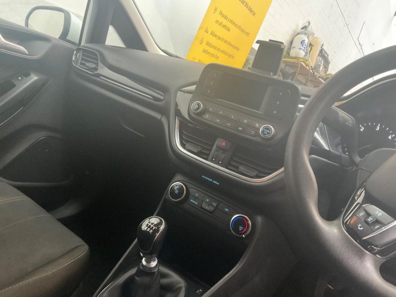 FORD FIESTA VAN