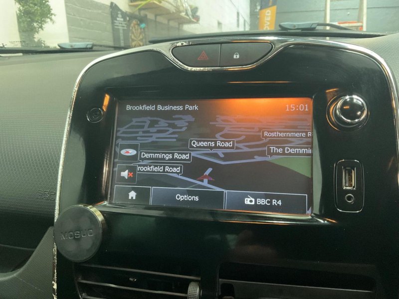 RENAULT CLIO