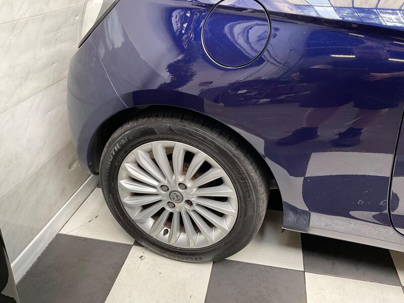 VAUXHALL ADAM