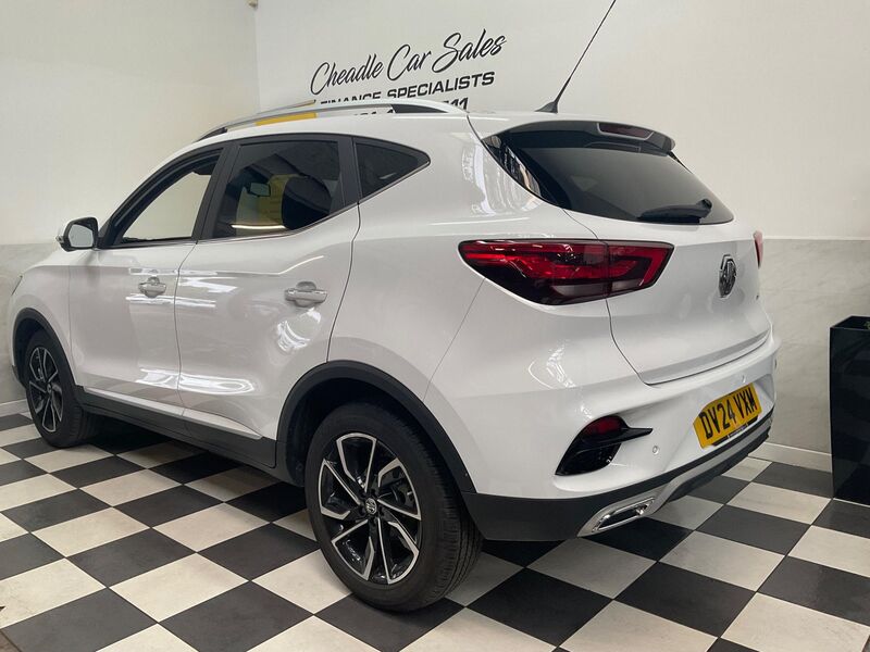MG ZS