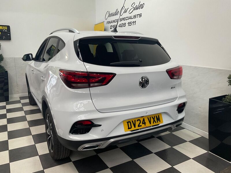 MG ZS
