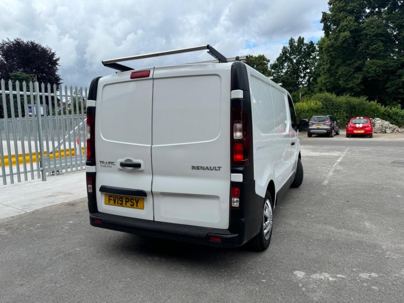RENAULT TRAFIC