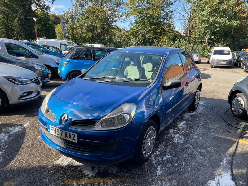 RENAULT CLIO