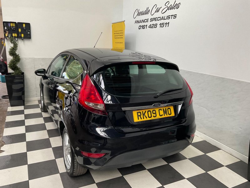 FORD FIESTA