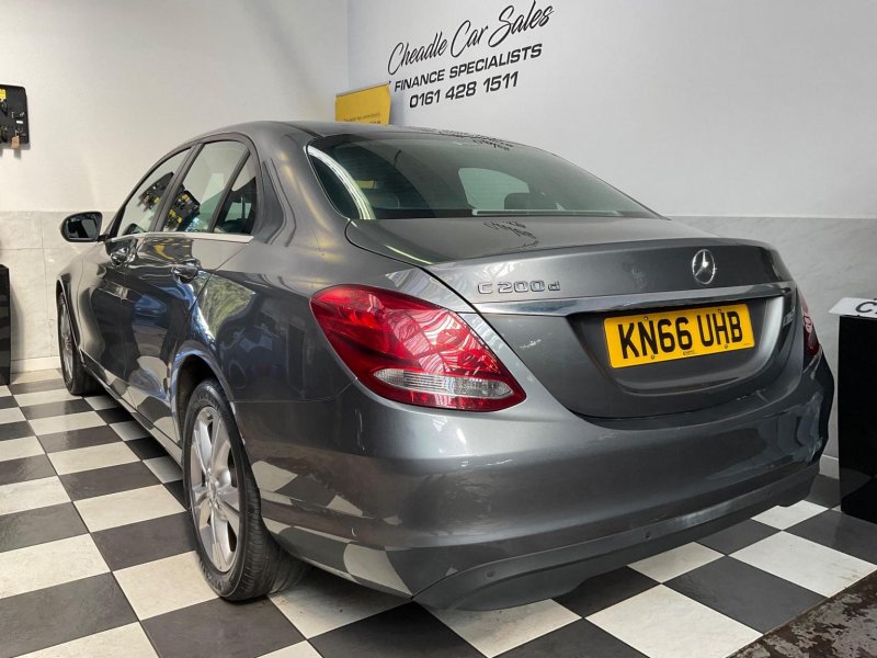 MERCEDES-BENZ C CLASS