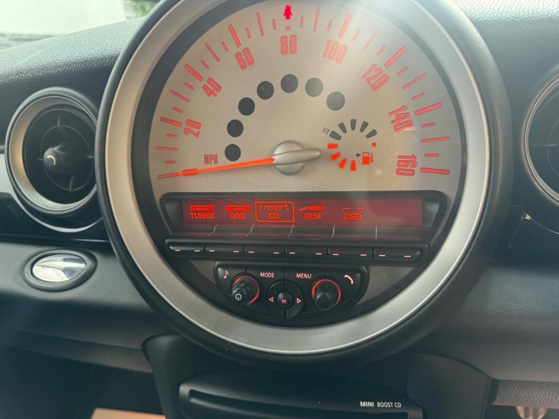 MINI HATCH