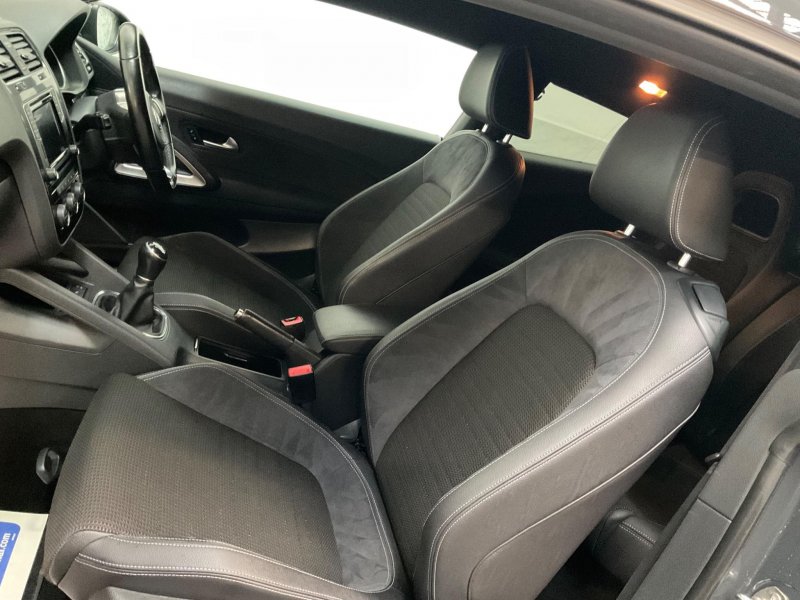 VOLKSWAGEN SCIROCCO