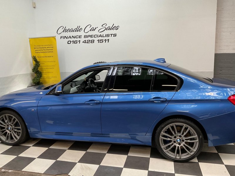 BMW 3 SERIES