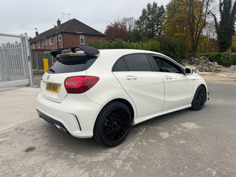 MERCEDES-BENZ A CLASS