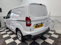 FORD TRANSIT COURIER