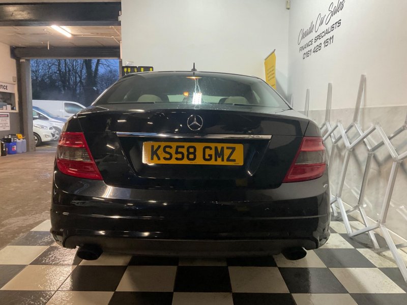 MERCEDES-BENZ C CLASS