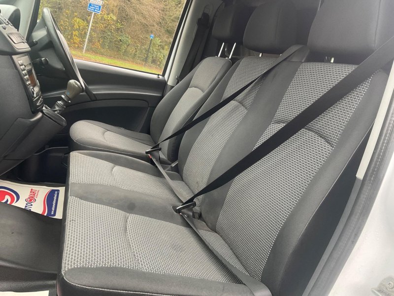 MERCEDES-BENZ VITO