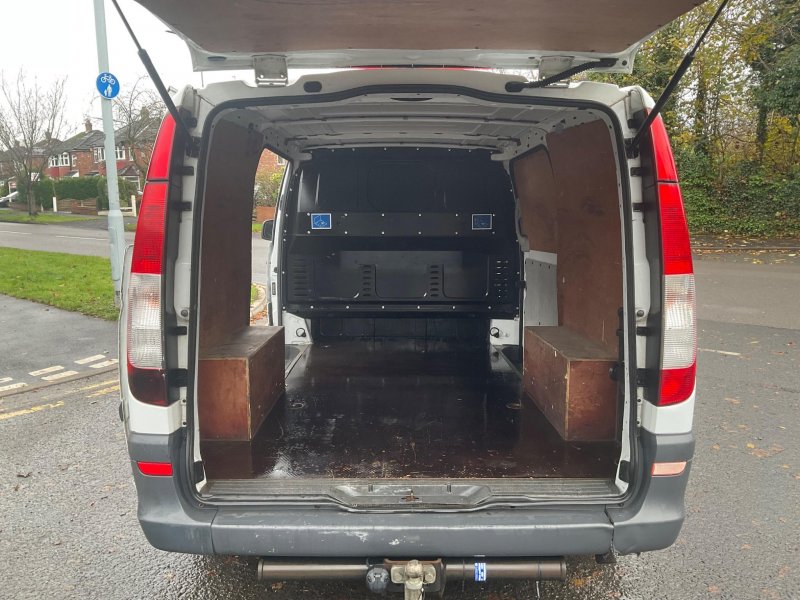 MERCEDES-BENZ VITO