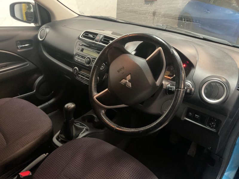 MITSUBISHI MIRAGE