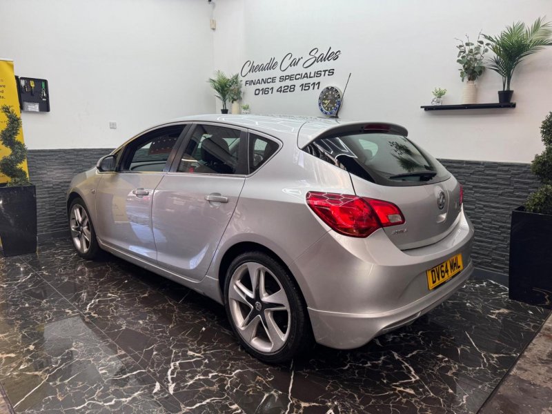 VAUXHALL ASTRA