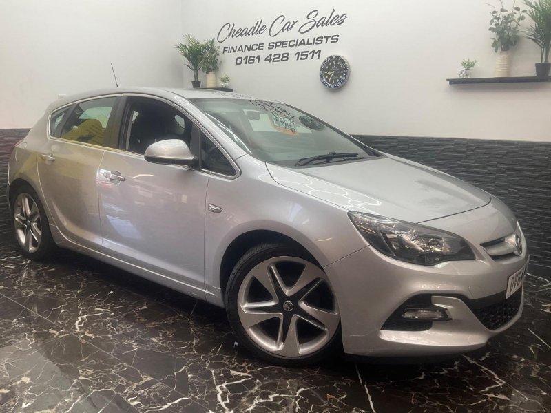 VAUXHALL ASTRA