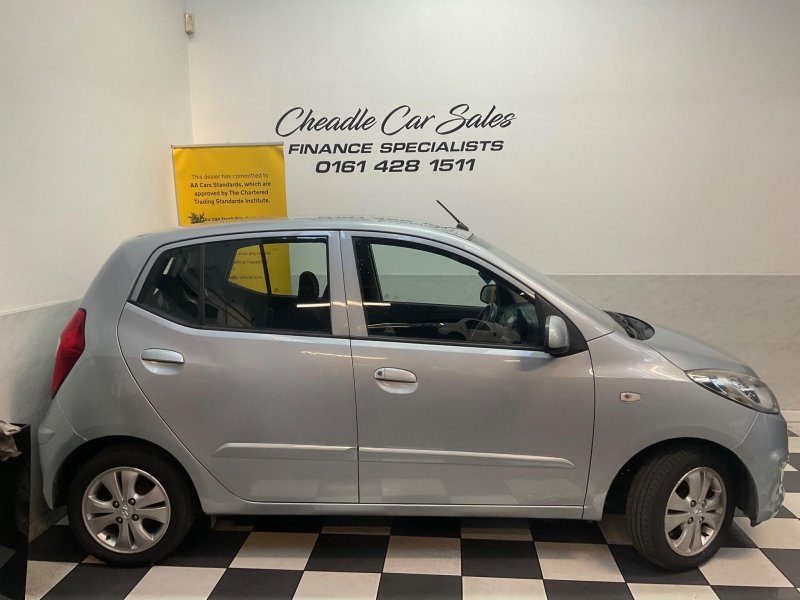 HYUNDAI I10