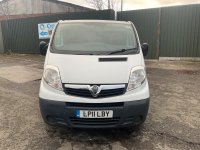 VAUXHALL VIVARO