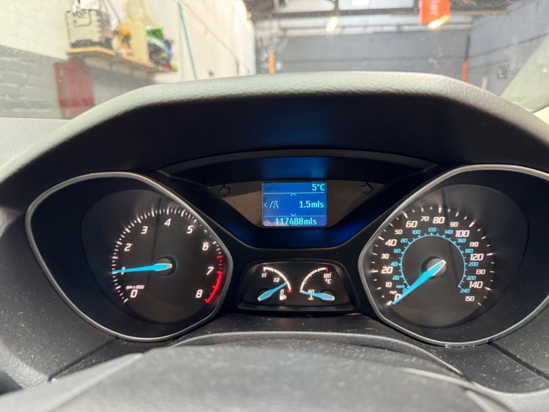 FORD FOCUS