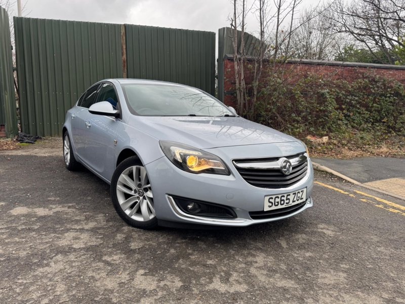 VAUXHALL INSIGNIA