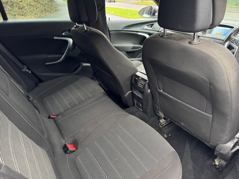 VAUXHALL INSIGNIA
