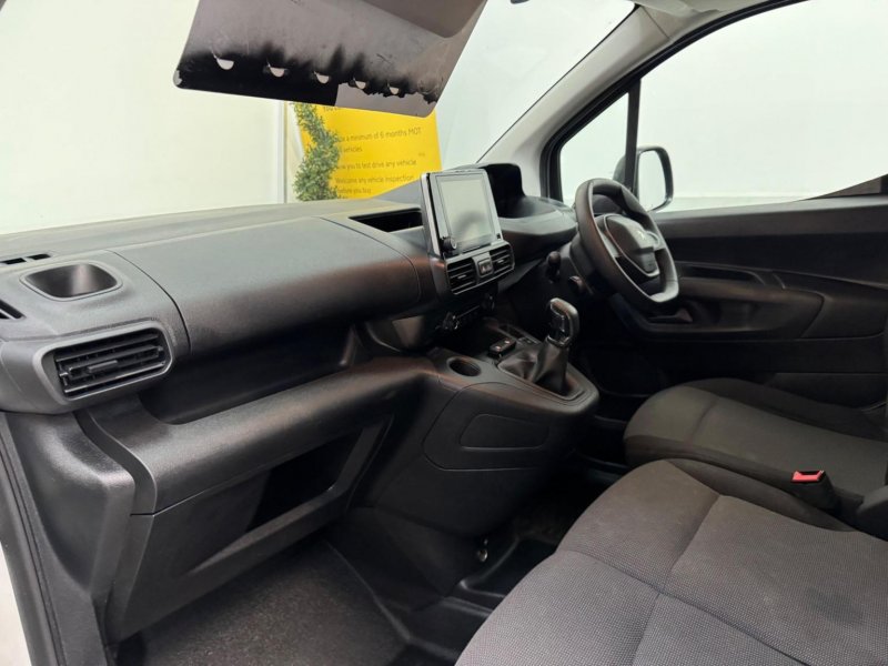 PEUGEOT PARTNER