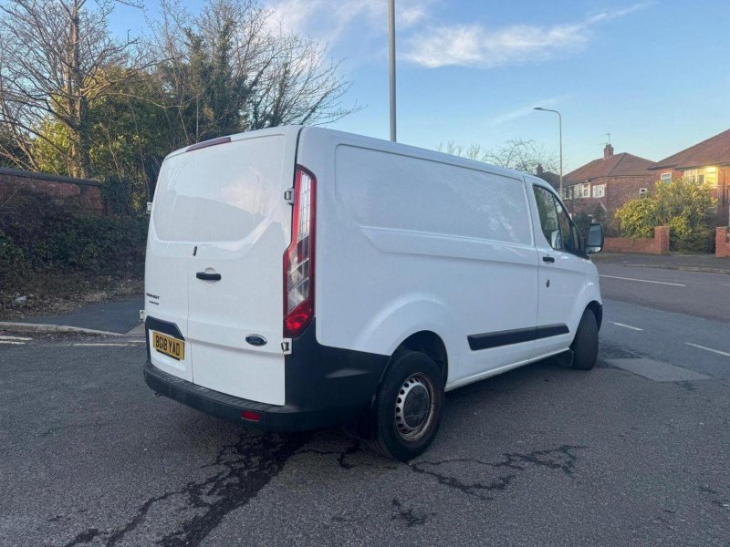 FORD TRANSIT CUSTOM