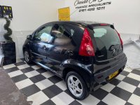 PEUGEOT 107
