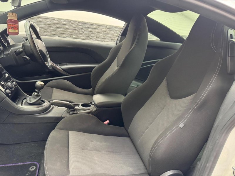 PEUGEOT RCZ