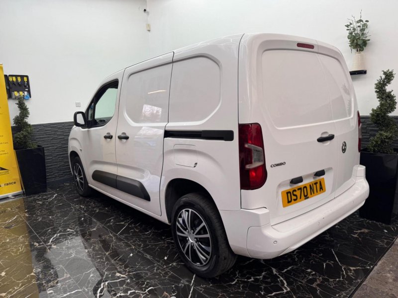 VAUXHALL COMBO