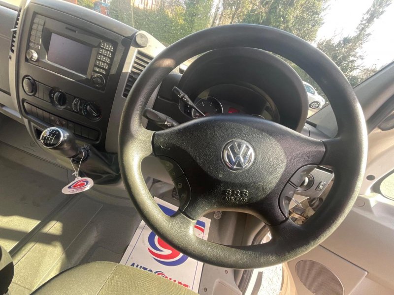 VOLKSWAGEN CRAFTER