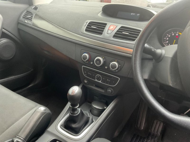 RENAULT MEGANE