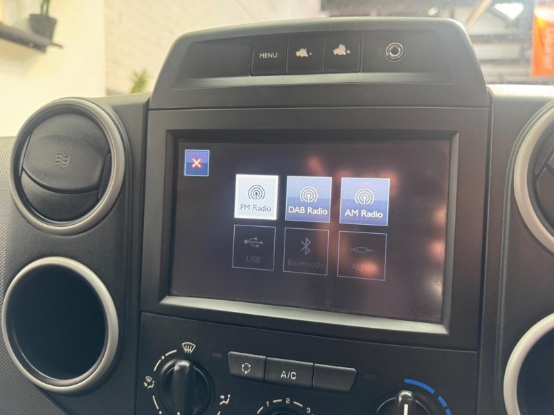 PEUGEOT PARTNER