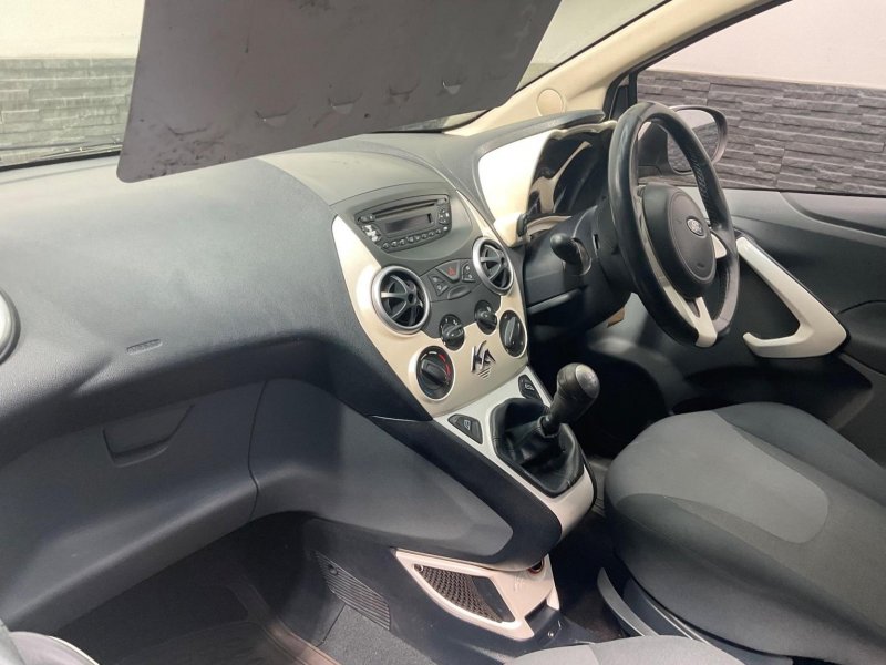 FORD KA