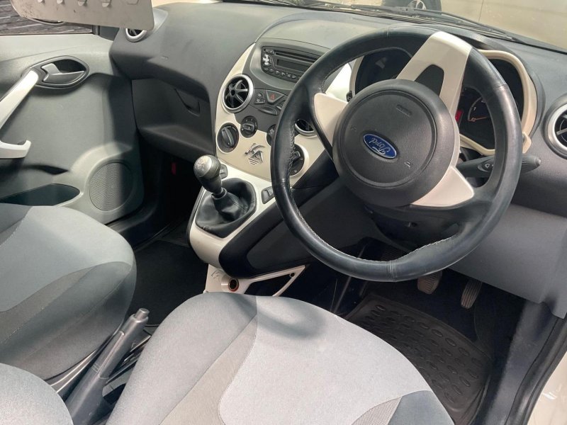 FORD KA