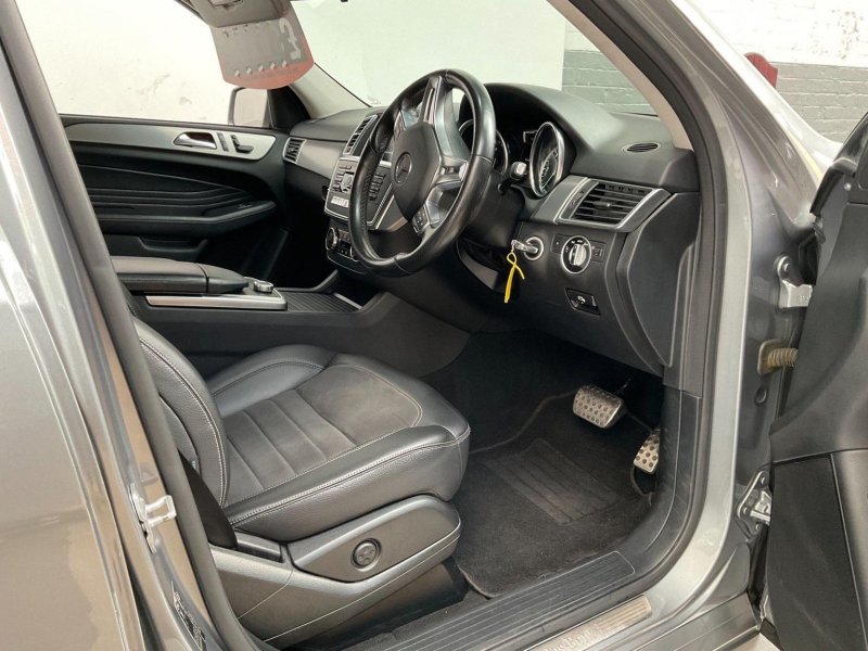 MERCEDES-BENZ M CLASS