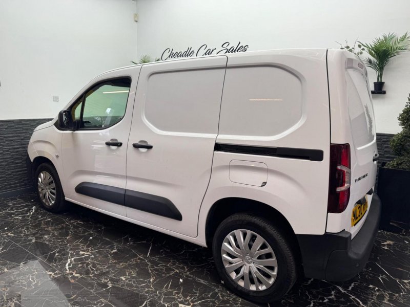 PEUGEOT PARTNER