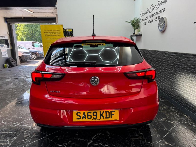 VAUXHALL ASTRA