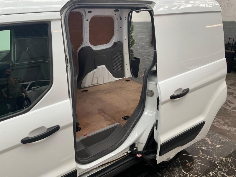 FORD TRANSIT CONNECT