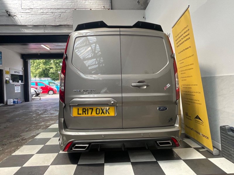 FORD TRANSIT CONNECT