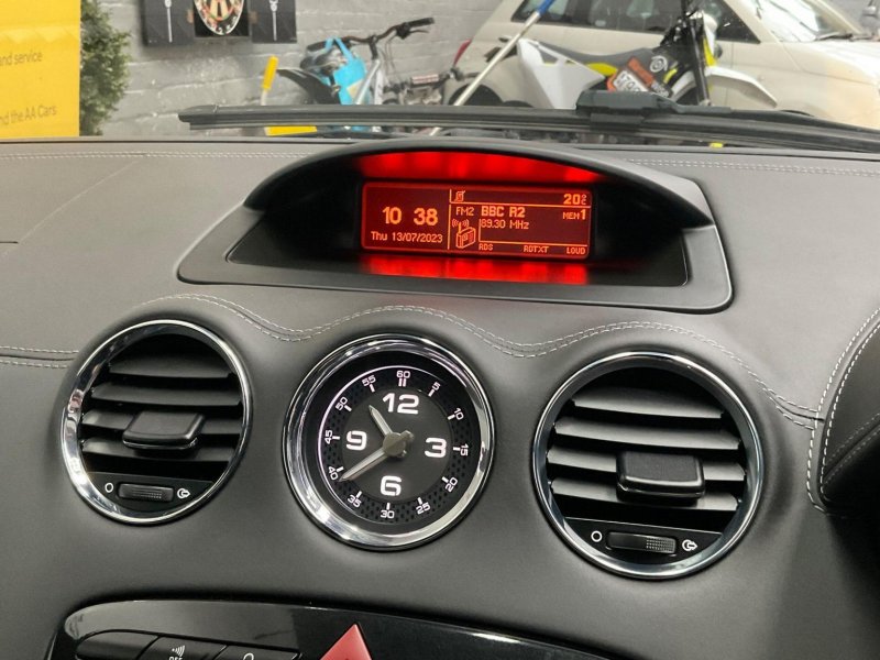 PEUGEOT RCZ