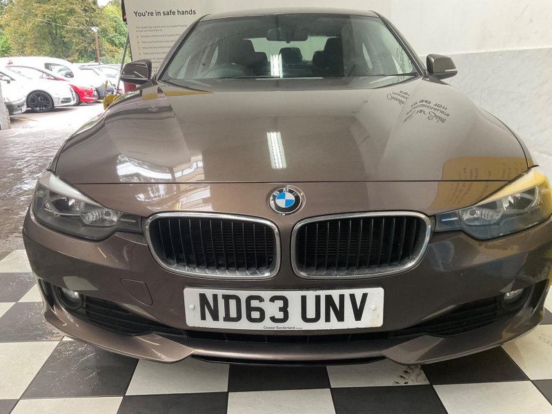BMW 3 SERIES